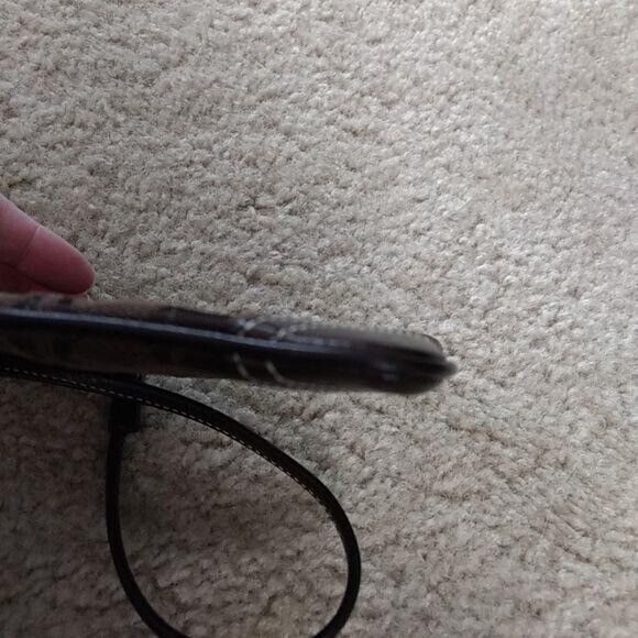 Coach brown wristlet - Picture 3 of 8